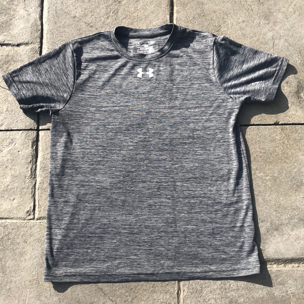 Under Armour Boys YLG T-shirt gray loose Heatgear